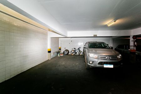 Apartamento para alugar com 260m², 3 quartos e 3 vagas Apartamento para alugar com 260m², 3 quartos e 3 vagasGaragem