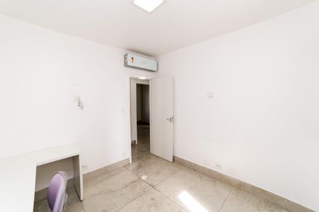 Apartamento para alugar com 260m², 3 quartos e 3 vagas Apartamento para alugar com 260m², 3 quartos e 3 vagasQuarto 3