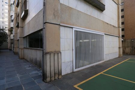 Apartamento para alugar com 260m², 4 quartos e 3 vagas Apartamento para alugar com 260m², 4 quartos e 3 vagasÁrea comum - Salão de festas