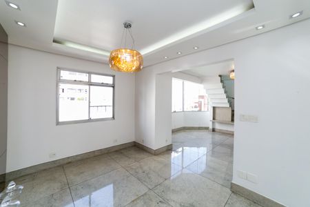 Apartamento para alugar com 260m², 3 quartos e 3 vagas Apartamento para alugar com 260m², 3 quartos e 3 vagasSala