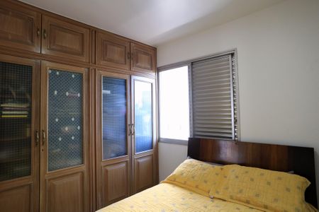 Apartamento para alugar com 260m², 4 quartos e 3 vagas Apartamento para alugar com 260m², 4 quartos e 3 vagasQuarto 2