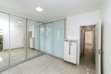 Apartamento para alugar com 260m², 3 quartos e 3 vagas Apartamento para alugar com 260m², 3 quartos e 3 vagasSuíte