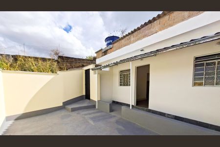 Casa para alugar com 50m², 1 quarto e sem vaga Casa para alugar com 50m², 1 quarto e sem vagaQuintal