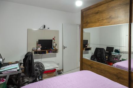 Casa à venda com 136m², 2 quartos e 2 vagas Casa à venda com 136m², 2 quartos e 2 vagasQuarto 2