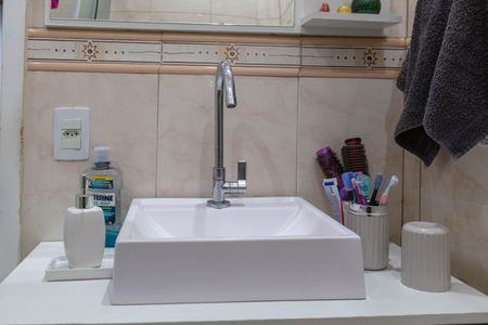 Casa à venda com 136m², 2 quartos e 2 vagas Casa à venda com 136m², 2 quartos e 2 vagasBanheiro