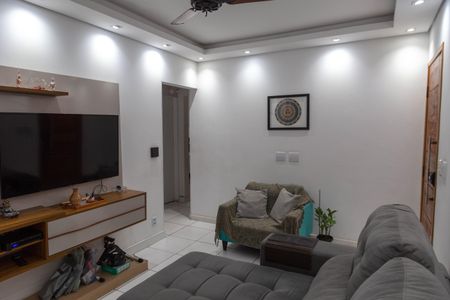 Casa à venda com 136m², 2 quartos e 2 vagas Casa à venda com 136m², 2 quartos e 2 vagasSala