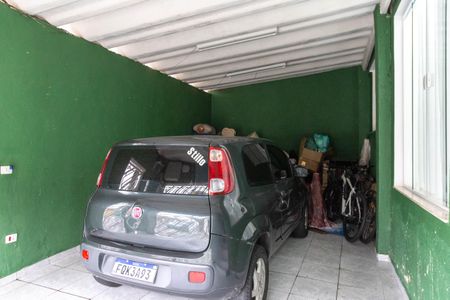 Casa à venda com 136m², 2 quartos e 2 vagas Casa à venda com 136m², 2 quartos e 2 vagasGaragem