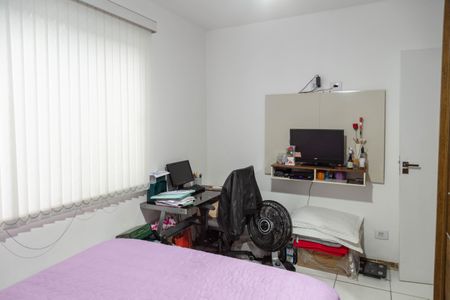 Casa à venda com 136m², 2 quartos e 2 vagas Casa à venda com 136m², 2 quartos e 2 vagasQuarto 2