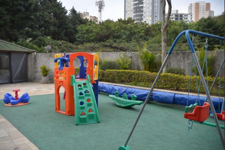 Apartamento à venda com 190m², 3 quartos e 3 vagasÁrea comum - Playground