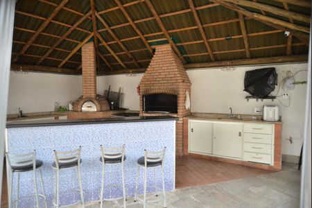 Apartamento à venda com 190m², 3 quartos e 3 vagasÁrea comum - Churrasqueira