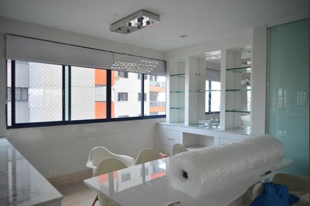 Apartamento à venda com 190m², 3 quartos e 3 vagasSala