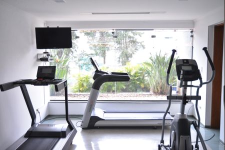 Apartamento à venda com 190m², 3 quartos e 3 vagasÁrea comum - Academia