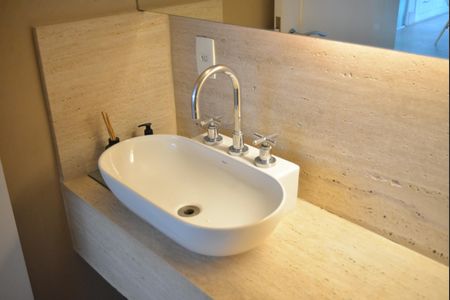 Apartamento à venda com 190m², 3 quartos e 3 vagasLavabo