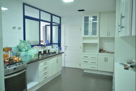 Apartamento à venda com 190m², 3 quartos e 3 vagasCozinha