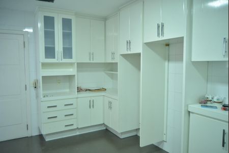 Apartamento à venda com 190m², 3 quartos e 3 vagasCozinha