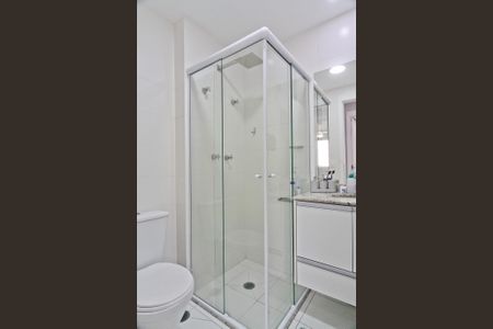 Apartamento à venda com 55m², 2 quartos e 1 vaga Apartamento à venda com 55m², 2 quartos e 1 vagaBanheiro