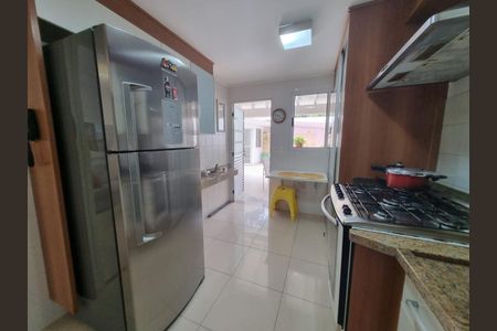 Casa à venda com 133m², 3 quartos e 2 vagas