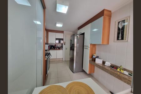 Casa à venda com 133m², 3 quartos e 2 vagas