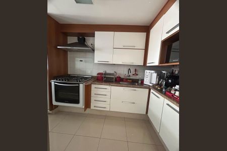 Casa à venda com 133m², 3 quartos e 2 vagas