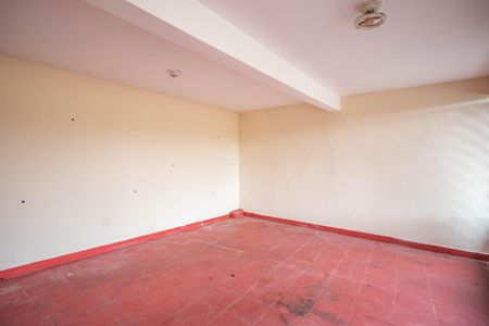 Casa à venda com 56m², 3 quartos e 2 vagasGaragem