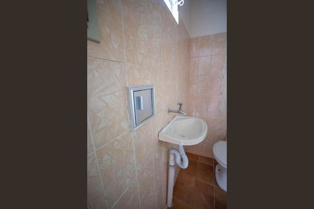 Casa à venda com 56m², 3 quartos e 2 vagasÁrea de lazer -Banheiro da churrasqueira