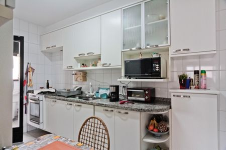 Apartamento à venda com 86m², 3 quartos e 2 vagasCozinha