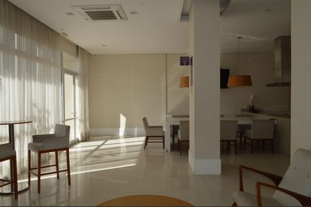 Apartamento à venda com 70m², 1 quarto e 1 vagaÁrea comum