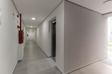 Apartamento para alugar com 40m², 2 quartos e sem vagaHall