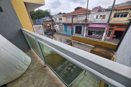 Casa à venda com 190m², 3 quartos e 3 vagas Casa à venda com 190m², 3 quartos e 3 vagasVaranda da Suite