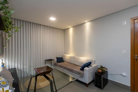 Apartamento à venda com 57m², 2 quartos e 1 vagaSala