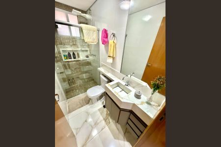 Apartamento à venda com 103m², 3 quartos e 2 vagasBanheiro Social