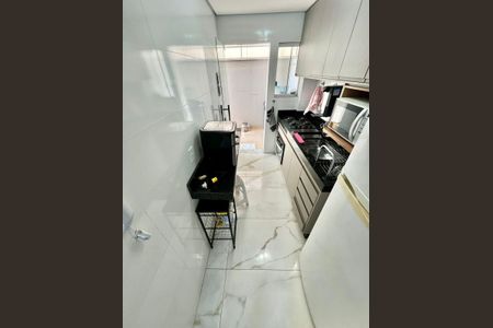 Apartamento à venda com 103m², 3 quartos e 2 vagasCozinha