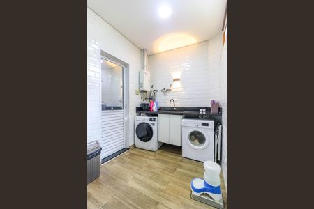 Casa de condomínio à venda com 127m², 3 quartos e 2 vagasÁrea de Serviço