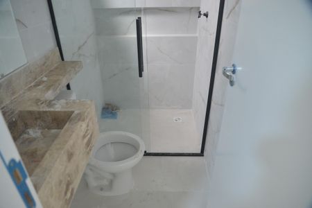 Casa à venda com 160m², 3 quartos e 2 vagasBanheiro da Suíte 1
