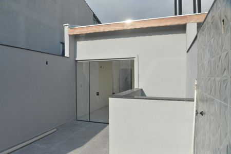 Casa à venda com 160m², 3 quartos e 2 vagasCobertura