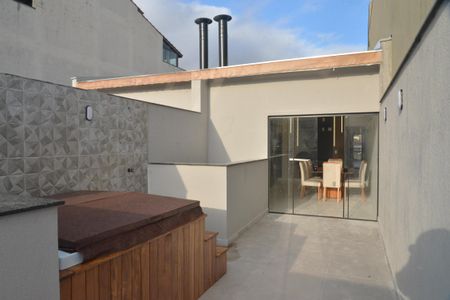 Casa à venda com 160m², 3 quartos e 2 vagasCobertura
