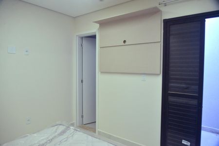 Casa à venda com 160m², 3 quartos e 2 vagasSuíte 2