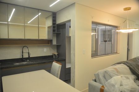 Casa à venda com 160m², 3 quartos e 2 vagasCozinha