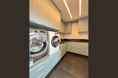 Apartamento para alugar com 176m², 2 quartos e 2 vagasÁrea de Serviço