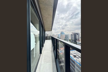 Apartamento para alugar com 176m², 2 quartos e 2 vagasVaranda