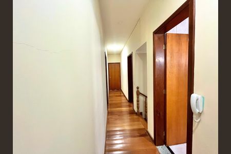 Casa à venda com 392m², 4 quartos e 2 vagas