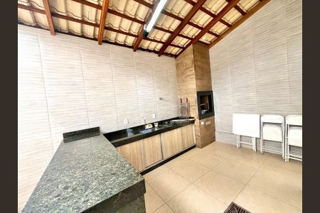 Casa à venda com 392m², 4 quartos e 2 vagas
