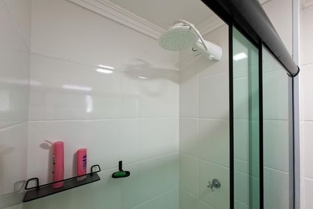 Apartamento para alugar com 75m², 2 quartos e 1 vaga Apartamento para alugar com 75m², 2 quartos e 1 vagaBanheiro da Suíte