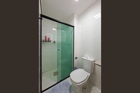 Apartamento para alugar com 75m², 2 quartos e 1 vaga Apartamento para alugar com 75m², 2 quartos e 1 vagaBanheiro da Suíte