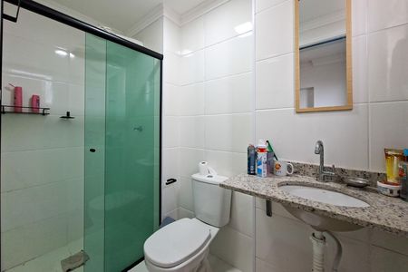 Apartamento para alugar com 75m², 2 quartos e 1 vaga Apartamento para alugar com 75m², 2 quartos e 1 vagaBanheiro da Suíte