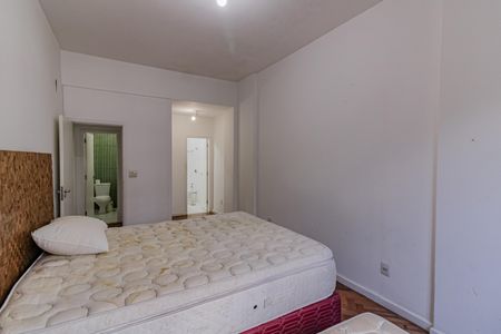 Apartamento à venda com 215m², 4 quartos e 1 vaga Apartamento à venda com 215m², 4 quartos e 1 vagaQuarto 1