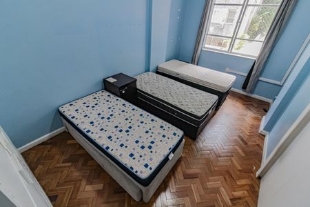 Apartamento à venda com 215m², 4 quartos e 1 vaga Apartamento à venda com 215m², 4 quartos e 1 vagaQuarto 3