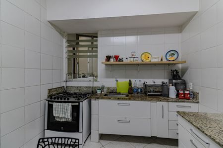 Apartamento à venda com 215m², 4 quartos e 1 vaga Apartamento à venda com 215m², 4 quartos e 1 vagaCozinha