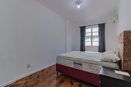 Apartamento à venda com 215m², 4 quartos e 1 vaga Apartamento à venda com 215m², 4 quartos e 1 vagaQuarto 1