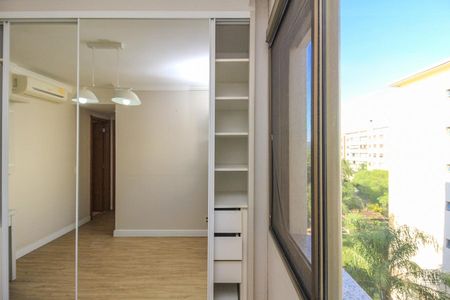 Apartamento à venda com 126m², 3 quartos e 2 vagasSuíte 2